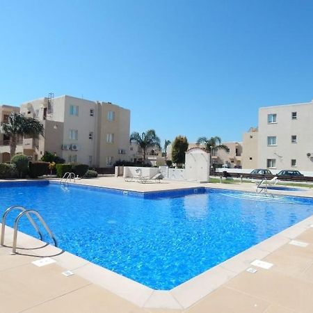 Excellent 2 Bed Apartment Μανδριά Εξωτερικό φωτογραφία