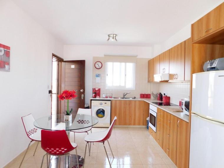 Excellent 2 Bed Apartment Μανδριά Εξωτερικό φωτογραφία